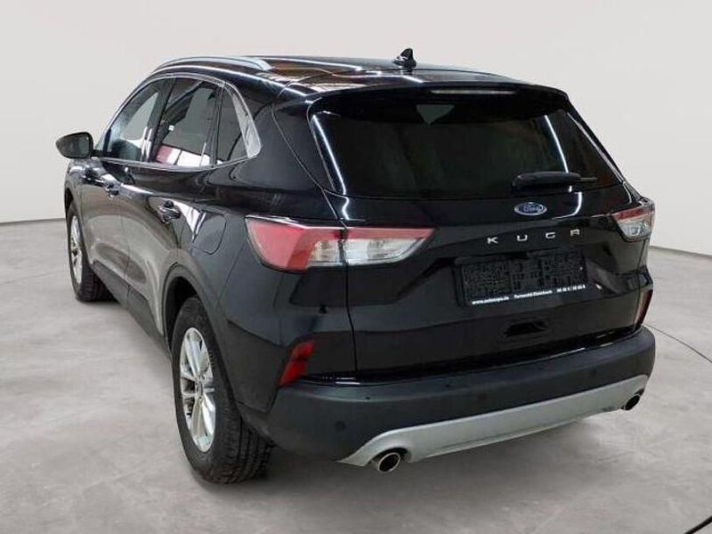 Gebraucht Ford Kuga Titanium 120 PS (88 kW) 2023 Schwarz SUV