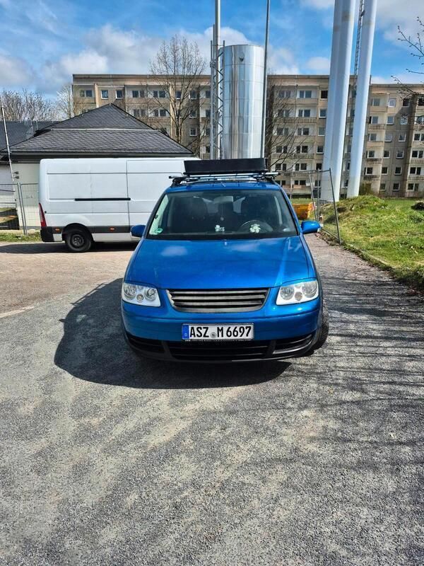 Blau Gebraucht 2003 VW Touran Van / Kleinbus | 1.500 € (Fairer Preis) - Bild 1/4