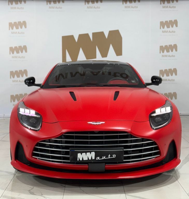 Gebraucht Aston Martin DB12 680 PS (500 kW) 2024 Rot Coupé