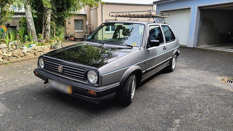 Gebraucht VW Golf II 54 PS (39 kW) 1990 Silber Kleinwagen