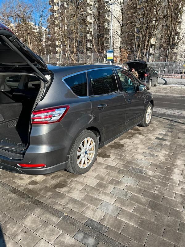 Gebraucht Ford S-MAX S 150 PS (110 kW) 2015 Grau Van / Kleinbus