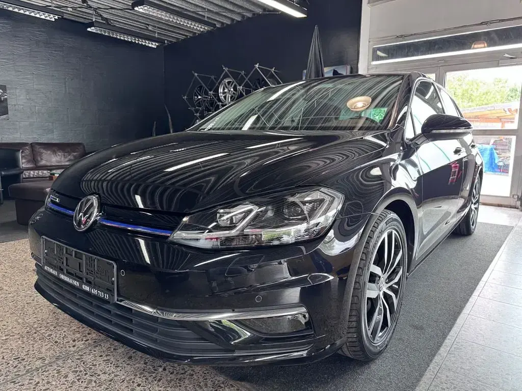 Gebraucht VW Golf VII Join 131 PS (96 kW) 2019 Schwarz Limousine
