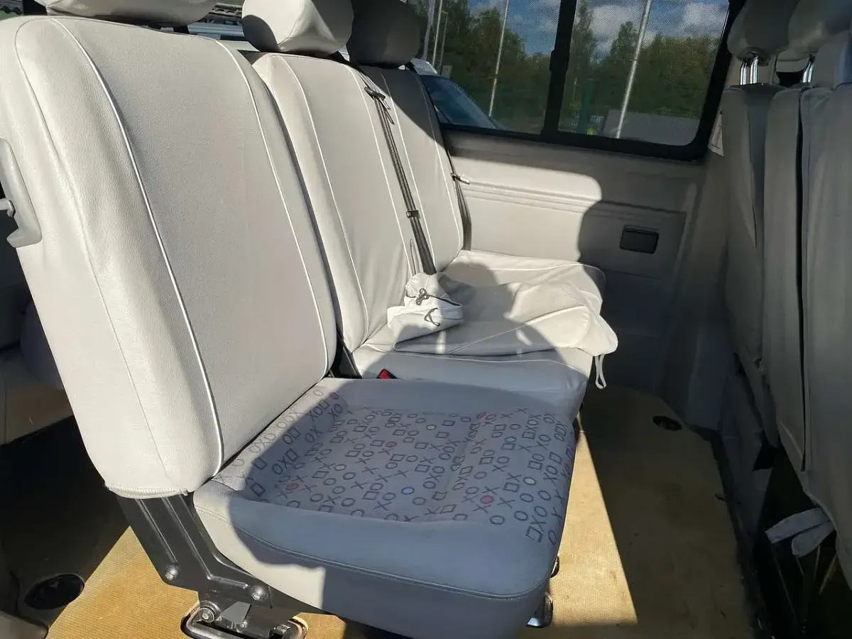 Gebraucht VW T5 131 PS (96 kW) 2004 Frescogrün metallic Van