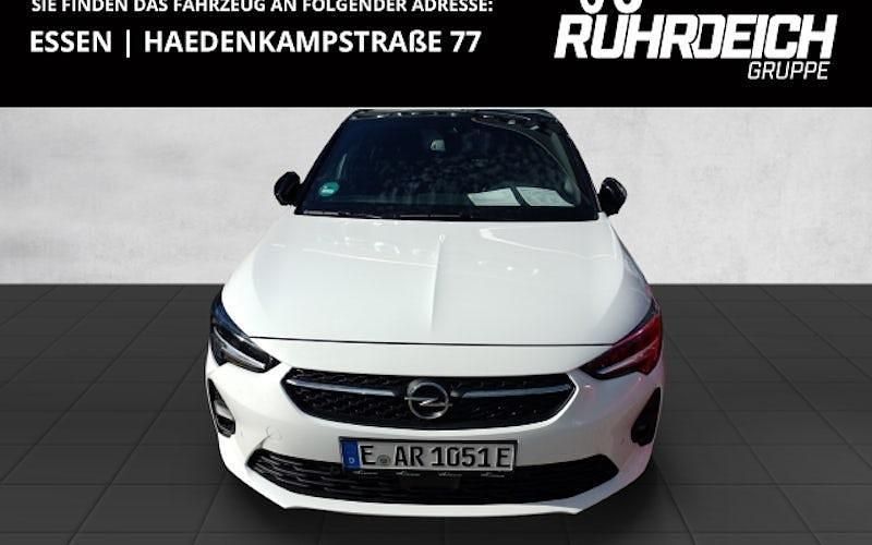Jade weiss/arktis weiss Gebraucht 2021 Opel Corsa-e Ultimate Kleinwagen | 17.490 € (Guter Preis) - Bild 1/4