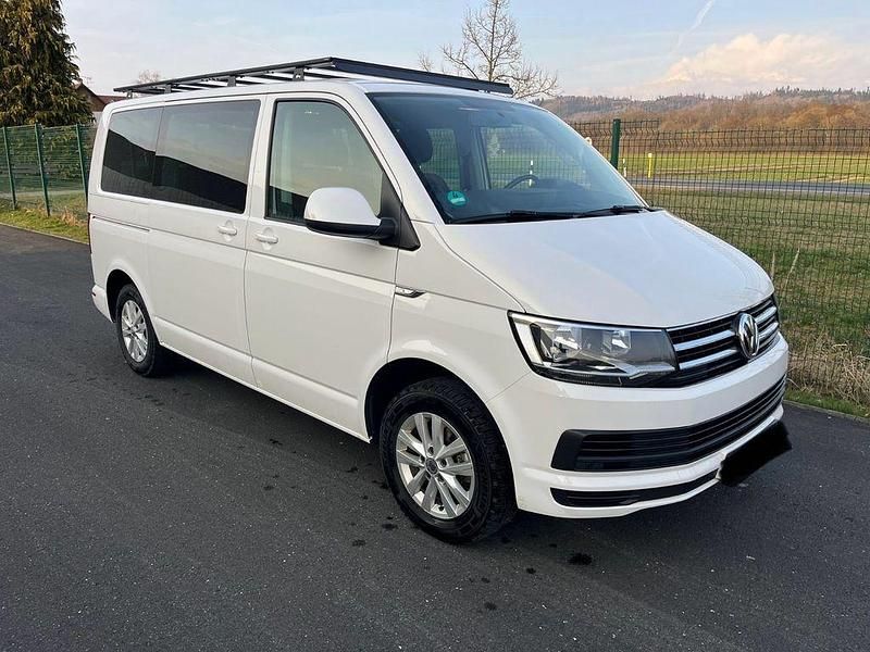 Gebraucht VW Multivan 150 PS (110 kW) 2016 Weiß Van / Kleinbus