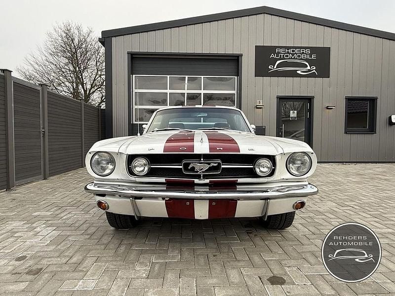 Gebraucht Ford V8 209 PS (153 kW) 1965 Weiß Coupé