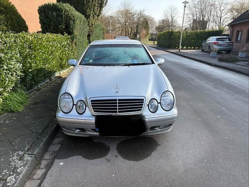 Gebraucht Mercedes CLK230 Elegance 193 PS (141 kW) 2000 Silber Coupé