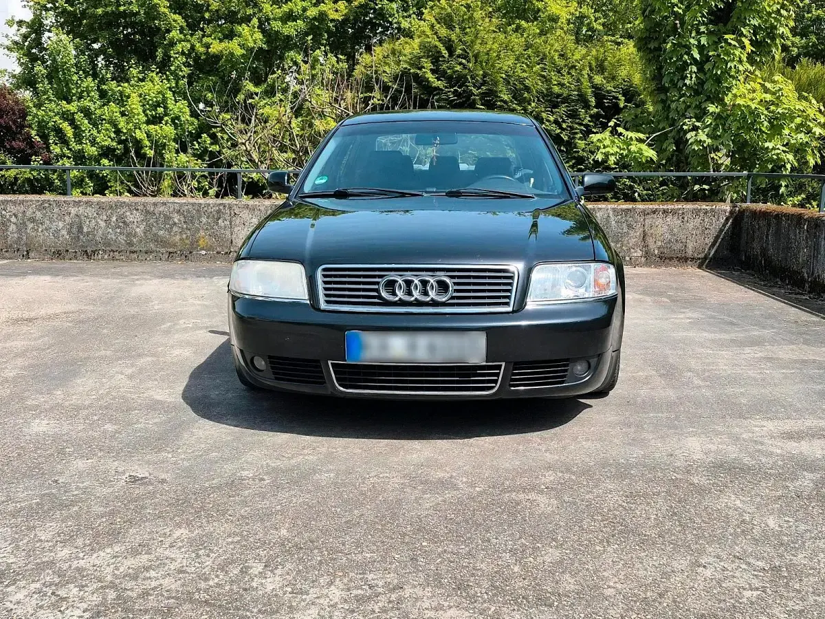 Używany Audi A6 S-Line 150 KM (110 kW) 1999 Czarny Sedan/Limuzyna