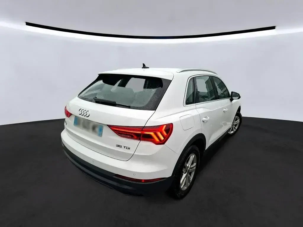 Gebraucht Audi Q3 Sport 150 PS (110 kW) 2022 Weiß SUV