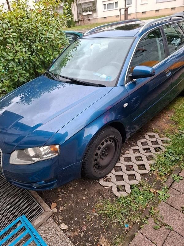 Blau Gebraucht 2006 Audi A4 Kombi | 2.200 € - Bild 1/4