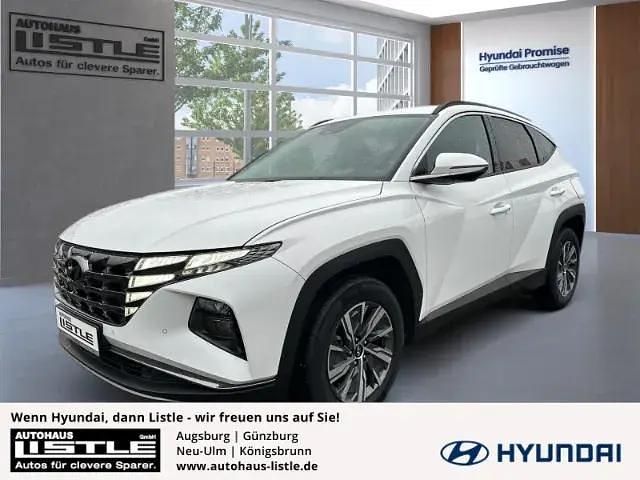 Weiss Gebraucht 2022 Hyundai Tucson Trend SUV | 29.985 € (Fairer Preis) - Bild 1/4