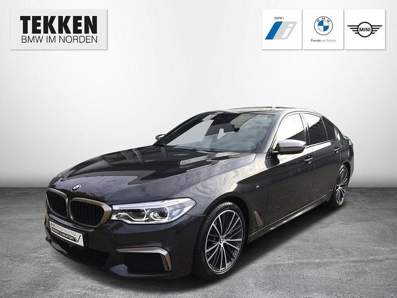 Grau Gebraucht 2020 BMW M550 Performance Limousine | 44.490 € (Etwas zu teuer) - Bild 1/4