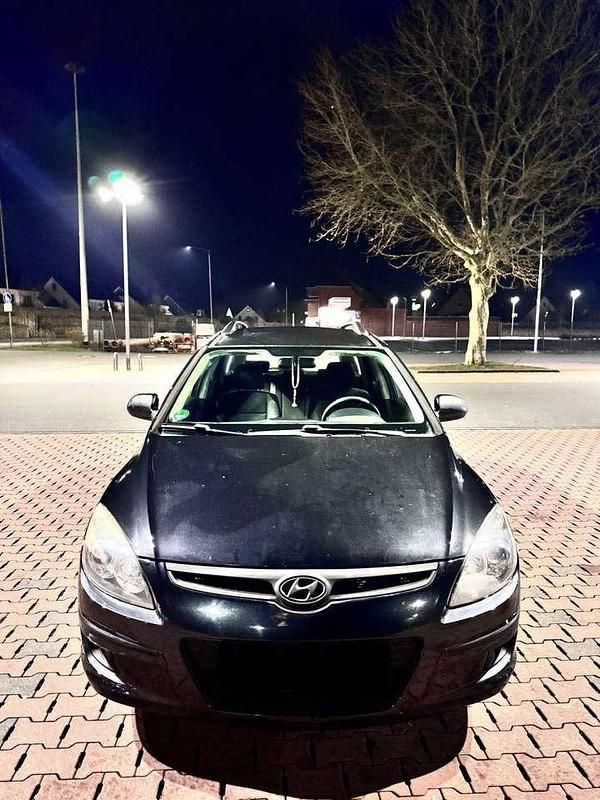 Gebraucht Hyundai i30 Style 140 PS (102 kW) 2009 Kombi