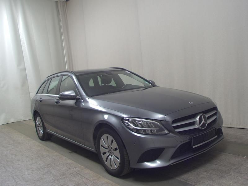 Gebraucht Mercedes C220 194 PS (142 kW) 2020 Grau Kombi