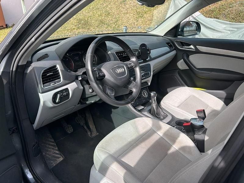 Gebraucht Audi Q3 140 PS (102 kW) 2013 Silber SUV