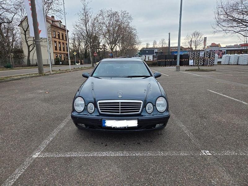 Gebraucht Mercedes CLK320 Elegance 218 PS (160 kW) 1999 Schwarz Coupé