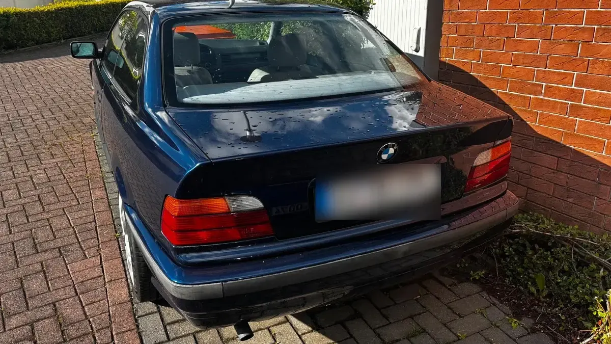 Gebraucht BMW 316 Sport Line 102 PS (75 kW) 1994 Blau Coupé