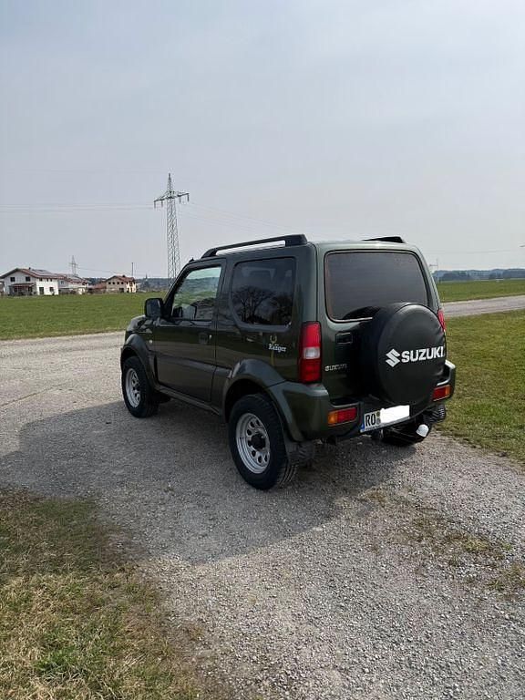 Gebraucht Suzuki Jimny 84 PS (61 kW) 2018 Grün SUV