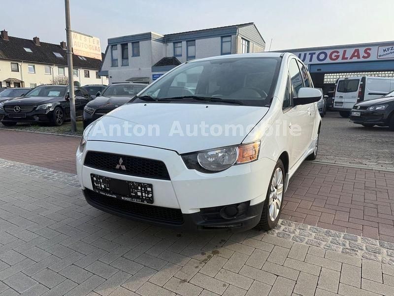 Gebraucht Mitsubishi Colt Intense 95 PS (69 kW) 2011 Weiß Kleinwagen