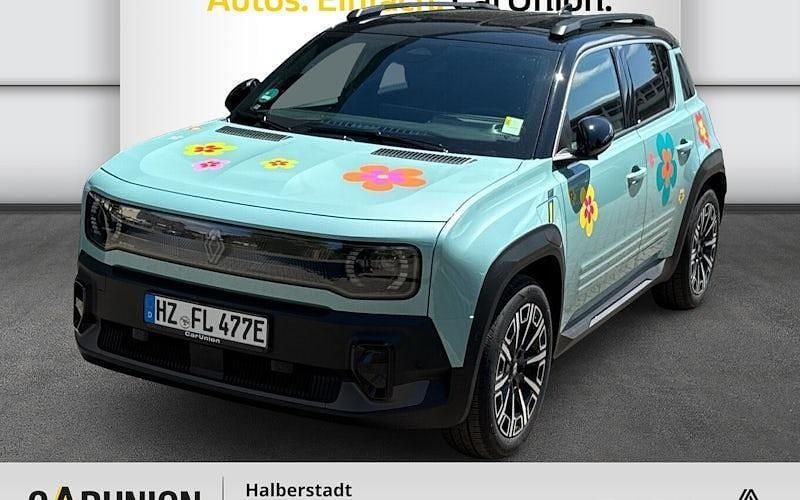Hautsdefrancegrün, black pearlschwarz metallic Gebraucht 2025 Renault 4 E-Tech Iconic SUV | 38.850 € (Fairer Preis) - Bild 1/4