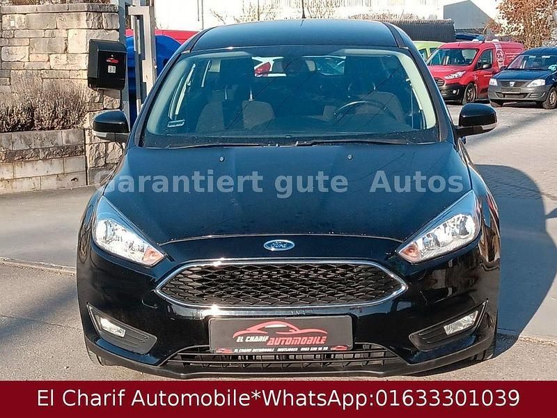 Gebraucht Ford Focus Business Edition 125 PS (91 kW) 2015 Pantherschwarz metallic Kombi