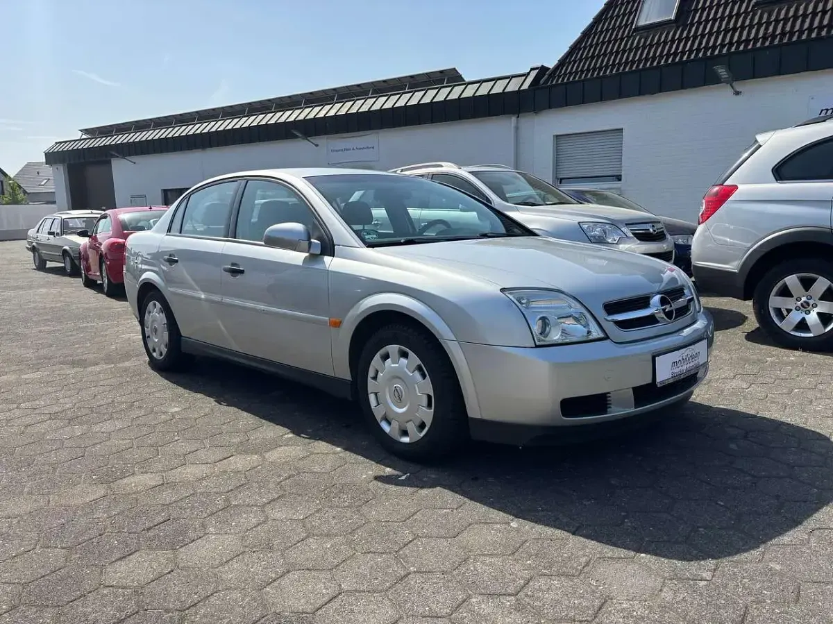 Gebraucht Opel Vectra 122 PS (89 kW) 2003 Silber Limousine