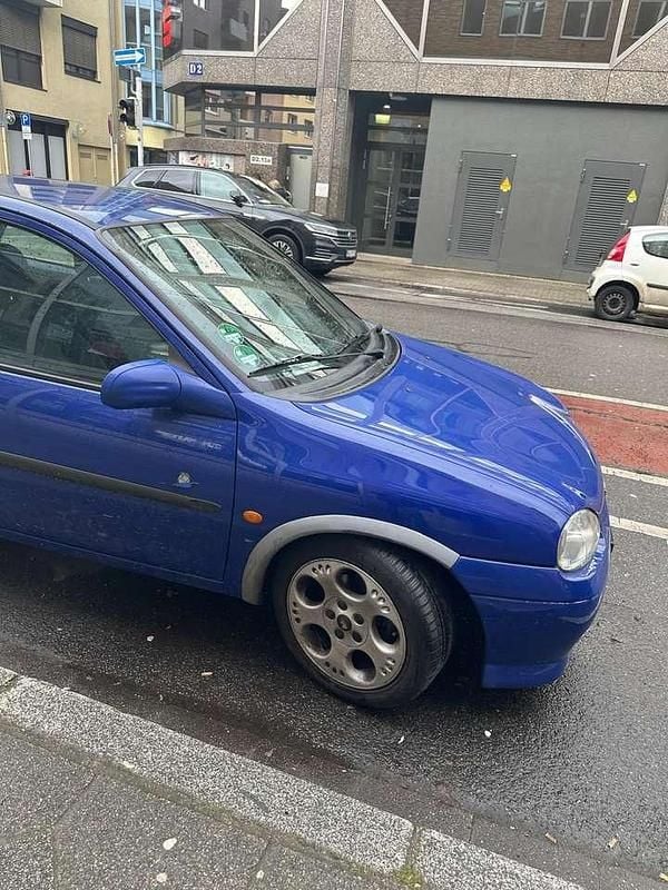 Gebraucht Opel Corsa 65 PS (47 kW) 1999 Blau Limousine