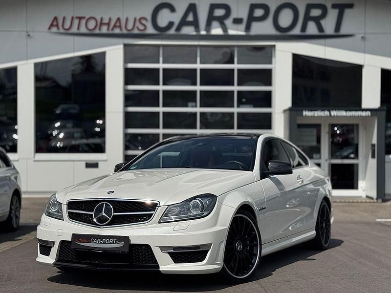 Weiß Gebraucht 2013 Mercedes C63 AMG AMG | 49.990 € (Etwas zu teuer) - Bild 1/4