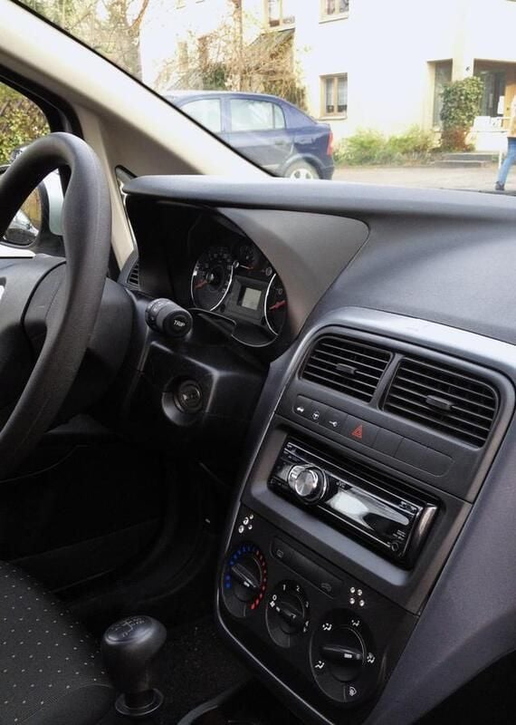 Gebraucht Fiat Punto 88 PS (64 kW) 2009 Weiß Kleinwagen