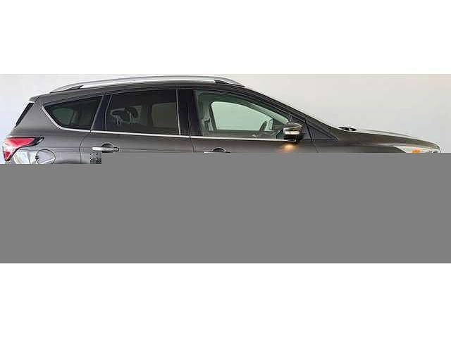 Używany Ford Kuga Ambiente 150 KM (110 kW) 2017 Szary SUV