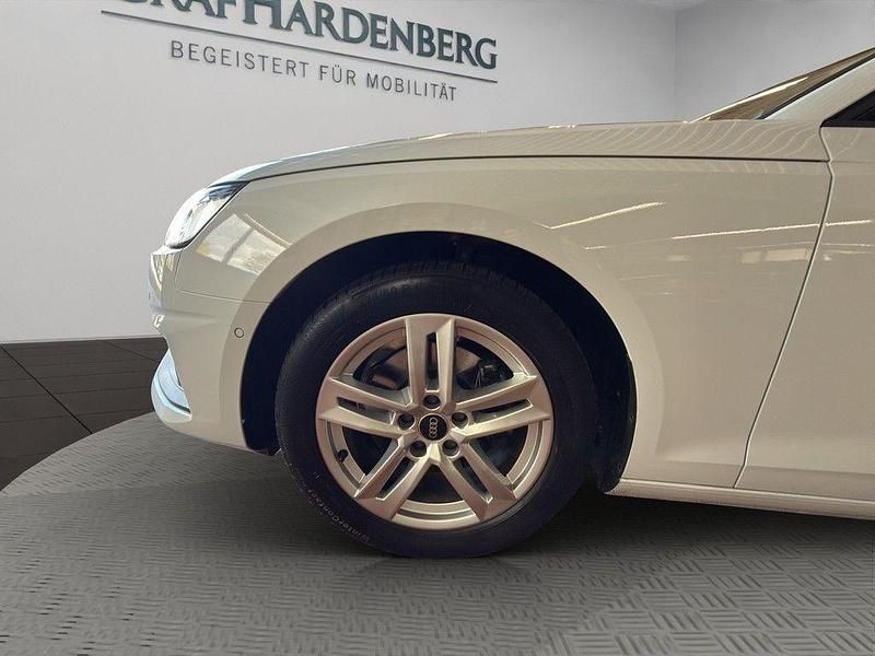 Gebraucht Audi A4 Business 150 PS (110 kW) 2022 Weiß Kombi