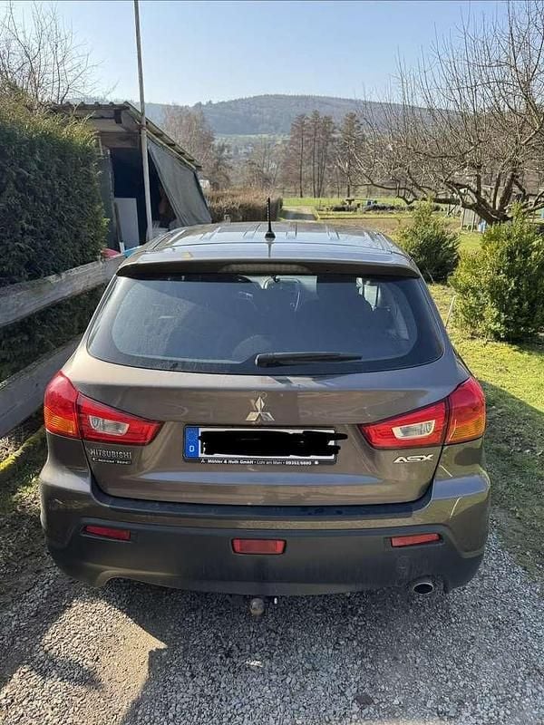 Gebraucht Mitsubishi ASX Basis 117 PS (86 kW) 2013 SUV