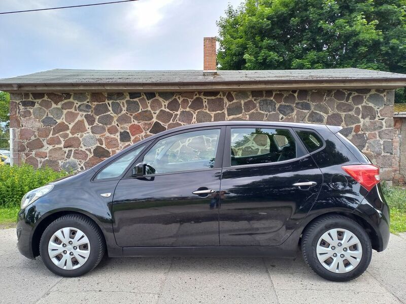 Gebraucht Hyundai ix20 Classic 116 PS (85 kW) 2013 Schwarz Kleinwagen