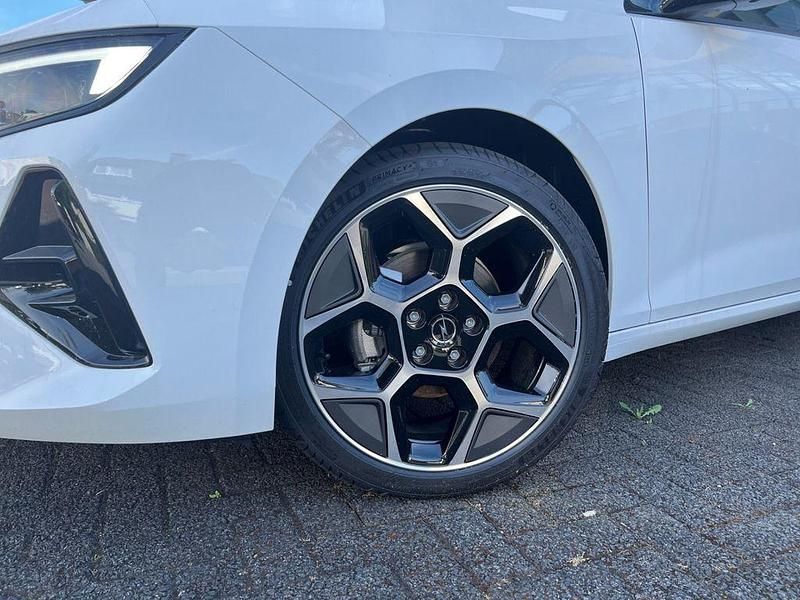 Gebraucht Opel Astra Ultimate 131 PS (96 kW) 2024 Weiss Limousine