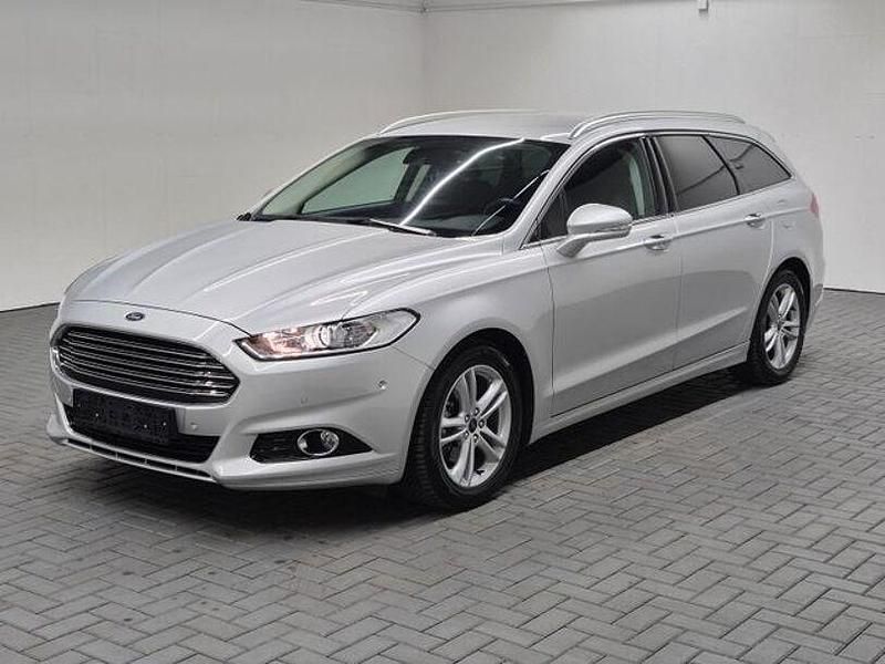 Gebraucht Ford Mondeo Titanium 160 PS (117 kW) 2015 Polarsilber met. Kombi