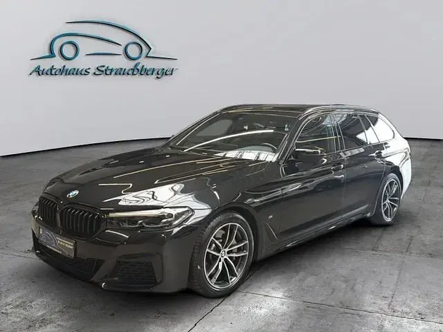 Gebraucht BMW 530 M Sport 245 PS (180 kW) 2023 Schwarz Kombi