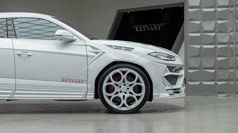 Gebraucht Lamborghini Urus 666 PS (489 kW) 2024 Weiß SUV