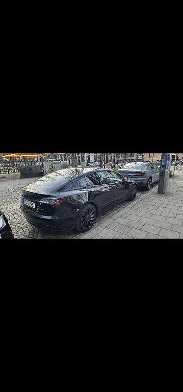 Gebraucht Tesla Model 3 152 kW (208 PS) 2019 Schwarz Limousine