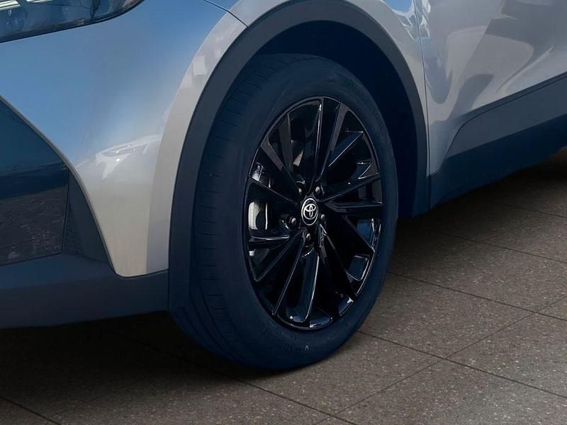 Gebraucht Toyota C-HR Sport 152 PS (111 kW) 2025 Silber SUV