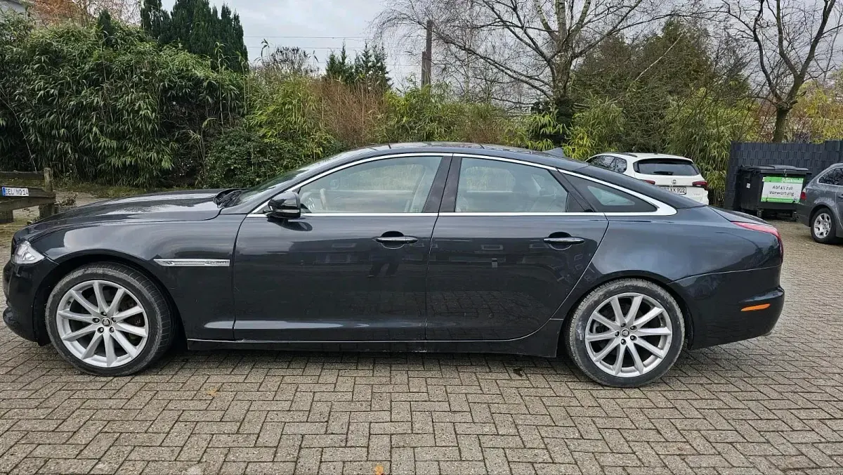 Gebraucht Jaguar XJ 340 PS (250 kW) 2013 Limousine