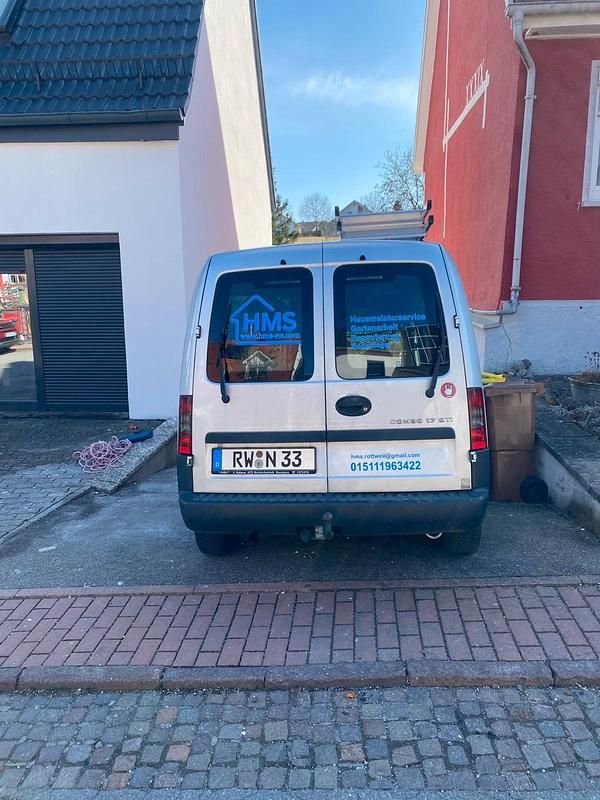 Gebraucht Opel Combo 75 PS (55 kW) 2004 Silber Van / Kleinbus