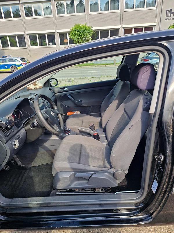 Gebraucht VW Golf 75 PS (55 kW) 2006 Schwarz Coupé