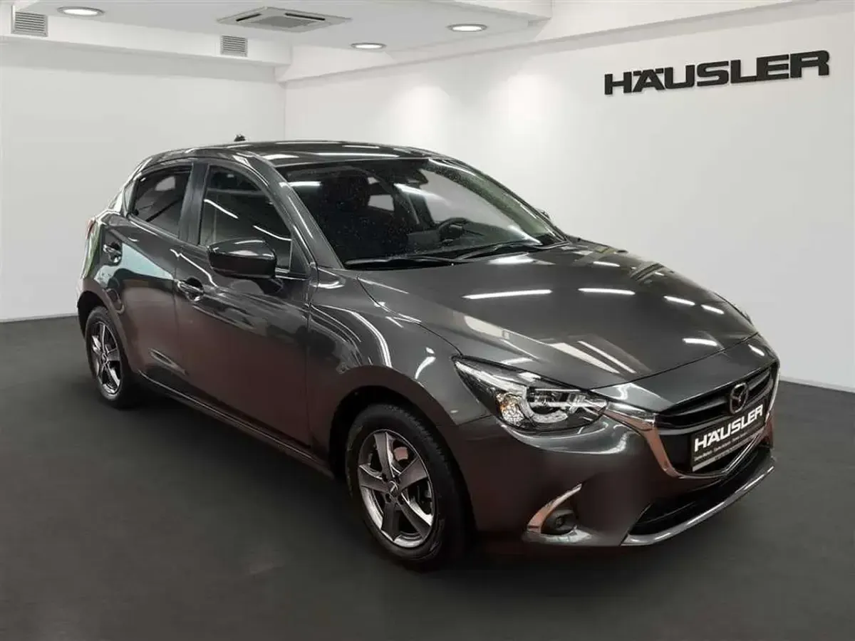 Gebraucht Mazda 2 Kizoku 90 PS (66 kW) 2019 Machine gray Kleinwagen