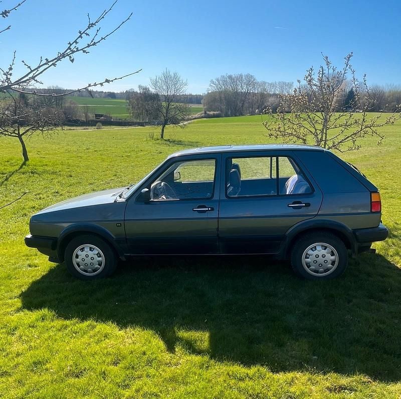 Brugt VW Golf II 70 HK (51 kW) 1990 Grå Hatchback