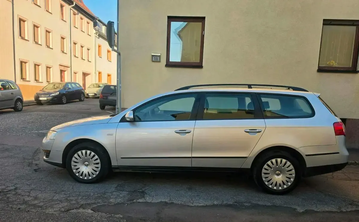 Gebraucht VW Passat 140 PS (102 kW) 2007 Grau Kombi
