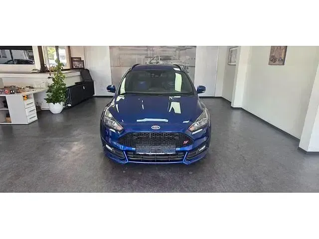 Gebraucht Ford Focus ST 185 PS (136 kW) 2017 Blau Kombi