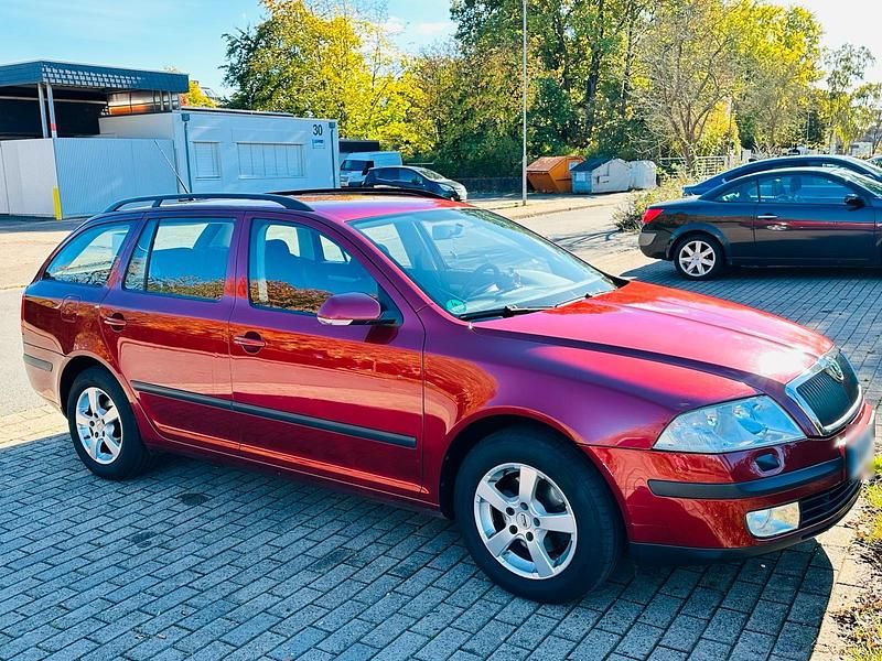 Gebraucht Skoda Octavia 102 PS (75 kW) 2008 Rot Kombi