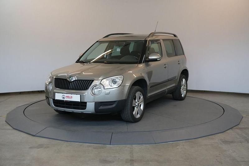 Beige Gebraucht 2010 Skoda Yeti Experience SUV | 5.990 € (Guter Preis) - Bild 1/4