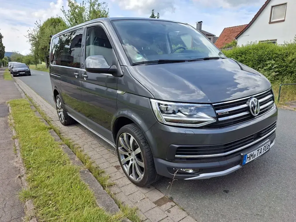 Gebraucht VW Multivan PanAmericana 204 PS (150 kW) 2017 Grau Van / Kleinbus