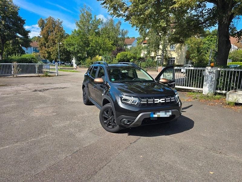 Schwarz Gebraucht 2024 Dacia Duster Extreme SUV | 21.999 € (Guter Preis) - Bild 1/4
